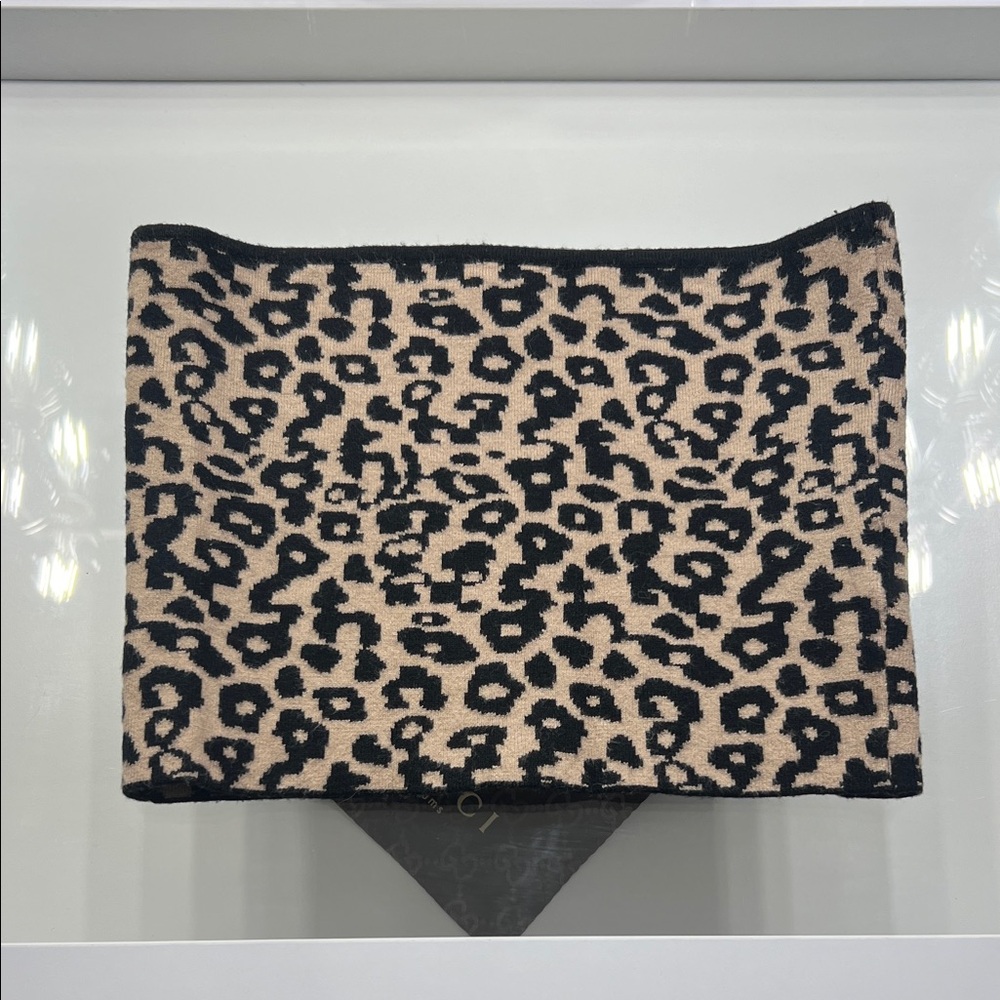 Kendall and Kylie leopard print tube top